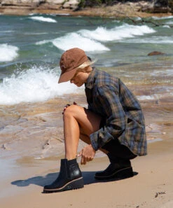 HUEY H2O BOOTS BLACK LEATHER(Huey H2o Boots In Black Leather) -Dolce Vita huey h20